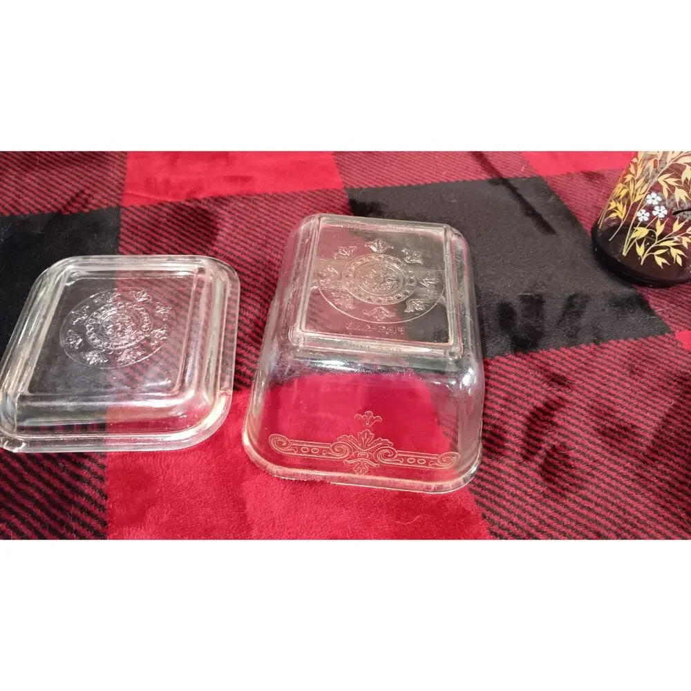 Vintage Fire King Clear Glass Refridgerator Dish w/ Lid